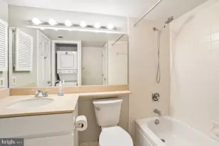 801 Pennsylvania Ave NW, Washington, DC 20004 - Photo 25