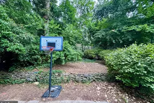 3017 Cleveland Ave NW, Washington, DC 20008 - Photo 31