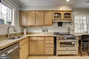 3017 Cleveland Ave NW, Washington, DC 20008 - Photo 9