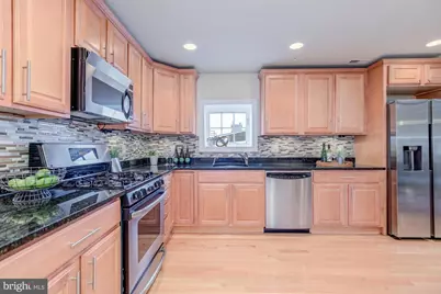 425 M Street NW #J, Washington, DC 20001 - Photo 11