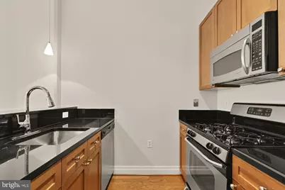 2120 Vermont Avenue NW #411, Washington, DC 20001 - Photo 3