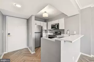 1401 17th St NW, Washington, DC 20036 - Photo 9