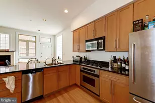2363 Champlain St NW, Washington, DC 20009 - Photo 9