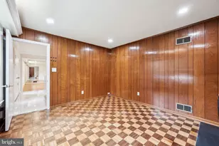 2827 Ellicott St NW, Washington, DC 20008 - Photo 15