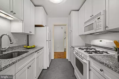 3001 Veazey Terrace NW #201, Washington, DC 20008 - Photo 17