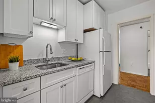 3001 Veazey Terrace NW, Washington, DC 20008 - Photo 19