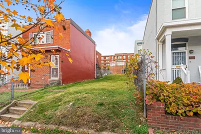 1018 4th Street NE, Washington, DC 20003 - Photo 1