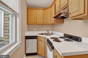 1820 Swann St NW, Washington, DC 20009 - Photo 7