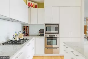 1177 22nd Street NW, Washington, DC 20037 - Photo 15
