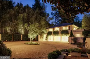 2740 Chain Bridge Rd NW, Washington, DC 20016 - Photo 49