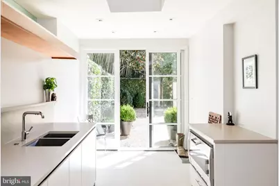 2740 Chain Bridge Road NW, Washington, DC 20016 - Photo 9