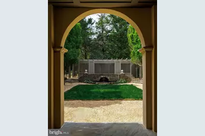 2740 Chain Bridge Road NW, Washington, DC 20016 - Photo 47