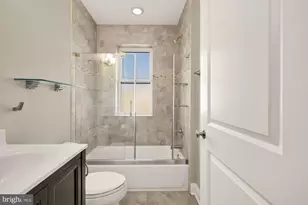 912 I St NE, Washington, DC 20002 - Photo 25