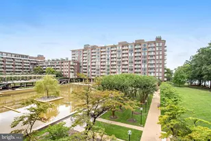 560 N St SW, Washington, DC 20024 - Photo 41