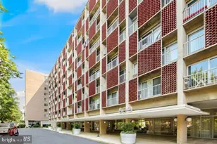 800 4th St SW, Washington, DC 20024 - Photo 1