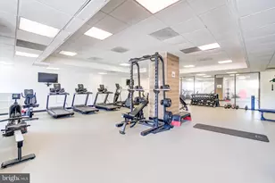 2111 Wisconsin Ave NW, Washington, DC 20007 - Photo 21