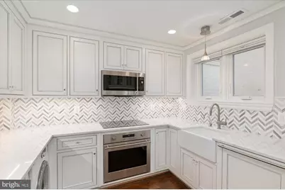 1238 Eton Court NW #T17, Washington, DC 20007 - Photo 5