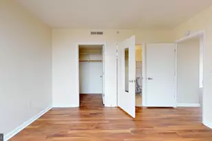 350 G St SW, Washington, DC 20024 - Photo 13