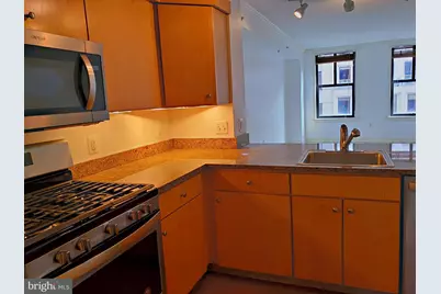 631 D Street NW #527, Washington, DC 20004 - Photo 15