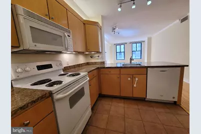 631 D Street NW #527, Washington, DC 20004 - Photo 9