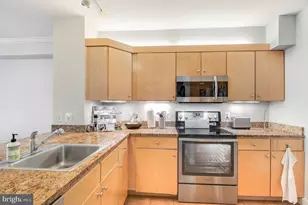 616 E St NW, Washington, DC 20004 - Photo 11