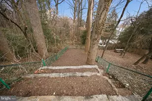 1951 39th St NW, Washington, DC 20007 - Photo 31