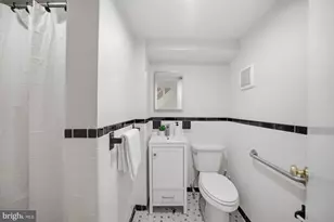 1951 39th St NW, Washington, DC 20007 - Photo 21