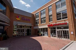 4201 Cathedral Ave NW, Washington, DC 20016 - Photo 27