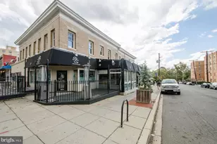 4201 Cathedral Ave NW, Washington, DC 20016 - Photo 31