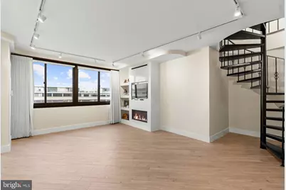 700 New Hampshire Avenue NW #1512, Washington, DC 20037 - Photo 11