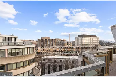 700 New Hampshire Avenue NW #1514, Washington, DC 20037 - Photo 5