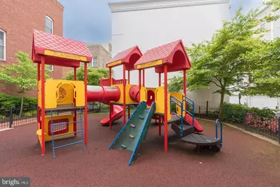 1022 3rd Place SE, Washington, DC 20003 - Photo 31