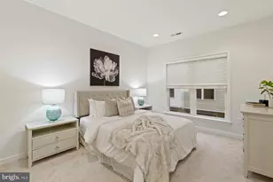 1022 3rd Pl SE, Washington, DC 20003 - Photo 11