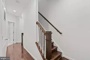 1022 3rd Pl SE, Washington, DC 20003 - Photo 21