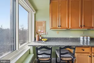 4201 Cathedral Ave NW, Washington, DC 20016 - Photo 17