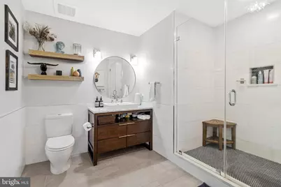 1001 L Street NW #908, Washington, DC 20001 - Photo 15