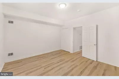 1102 K Street SE, Washington, DC 20003 - Photo 11