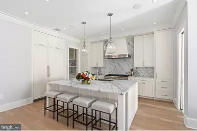2604 36th Street NW, Washington, DC 20007 - Photo 3