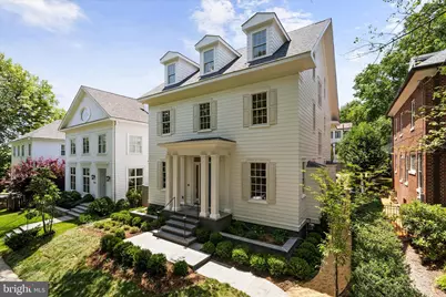 2604 36th Street NW, Washington, DC 20007 - Photo 1