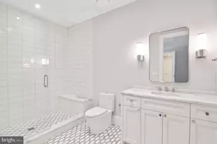 2604 36th St NW, Washington, DC 20007 - Photo 29