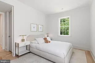2604 36th St NW, Washington, DC 20007 - Photo 19
