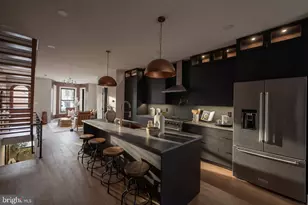 207 F St NE, Washington, DC 20002 - Photo 17