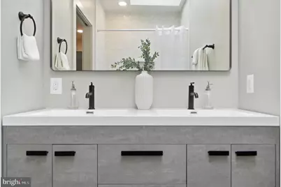 207 F Street NE, Washington, DC 20002 - Photo 43