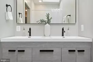 207 F St NE, Washington, DC 20002 - Photo 43