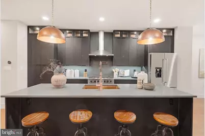 207 F Street NE, Washington, DC 20002 - Photo 5