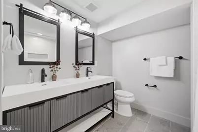 207 F Street NE, Washington, DC 20002 - Photo 51