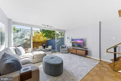 1378 4th Street SW, Washington, DC 20024 - Photo 5