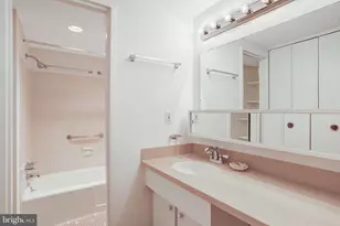 1718 P St NW, Washington, DC 20036 - Photo 7