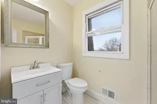 1362 Irving St NW, Washington, DC 20010 - Photo 21