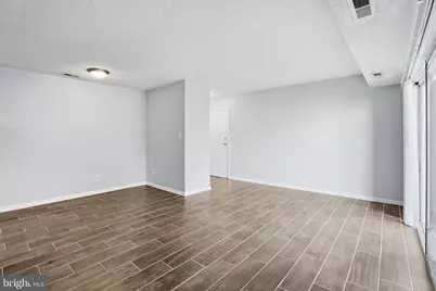 625 Chesapeake Street SE #301, Washington, DC 20032 - Photo 5